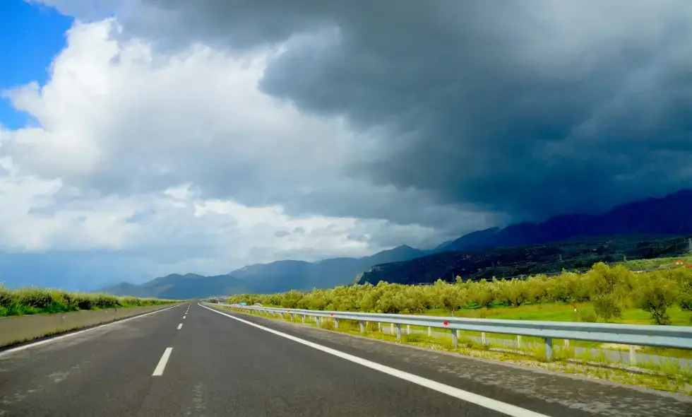 L'ampliamento delle autostrade M1 e M7 inizierà l'anno prossimo