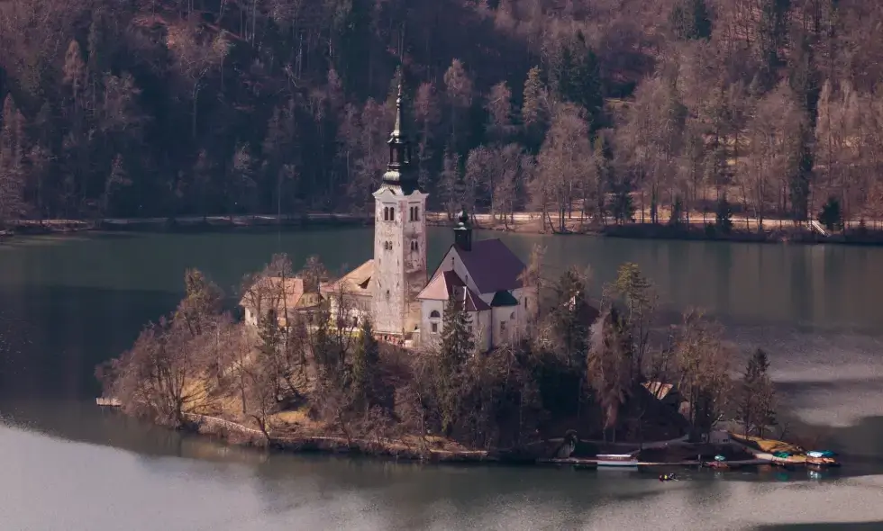 Možnosti cestování autem do Slovinska