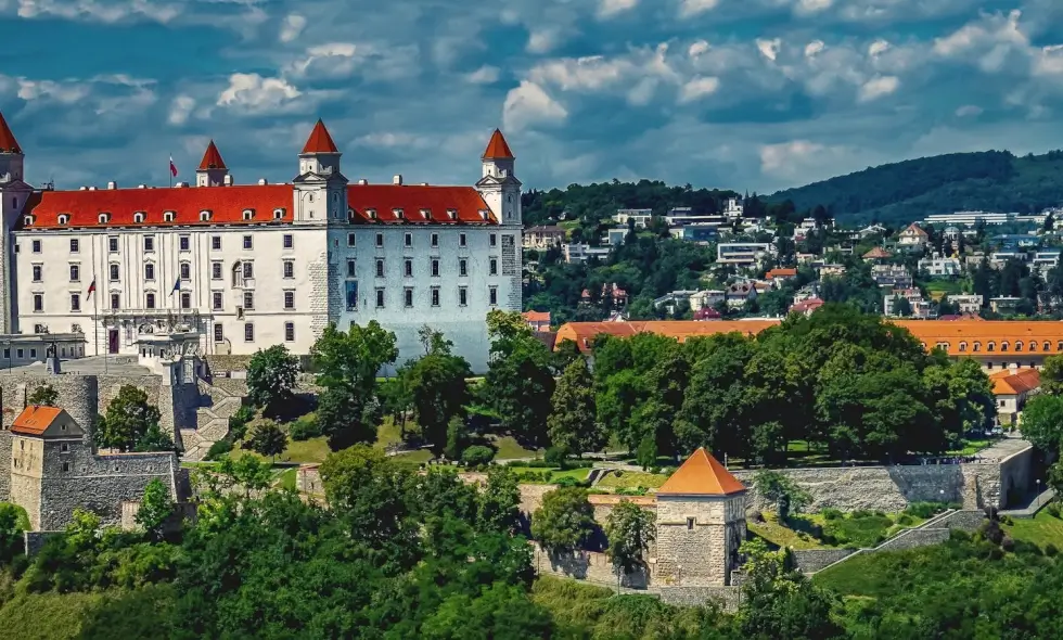 Slovenská Diaľničná Známka Nákupy - diaľničné výlety v alpskej krajine a kultúrnych mestách