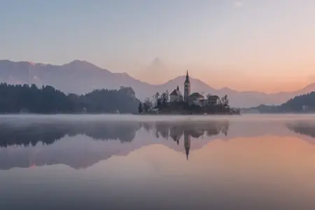 2024 Vi̇nyet Slovenya satın al - Slovenya'nın otoyol ağını keşfedin ve istediğiniz zaman satın alın!